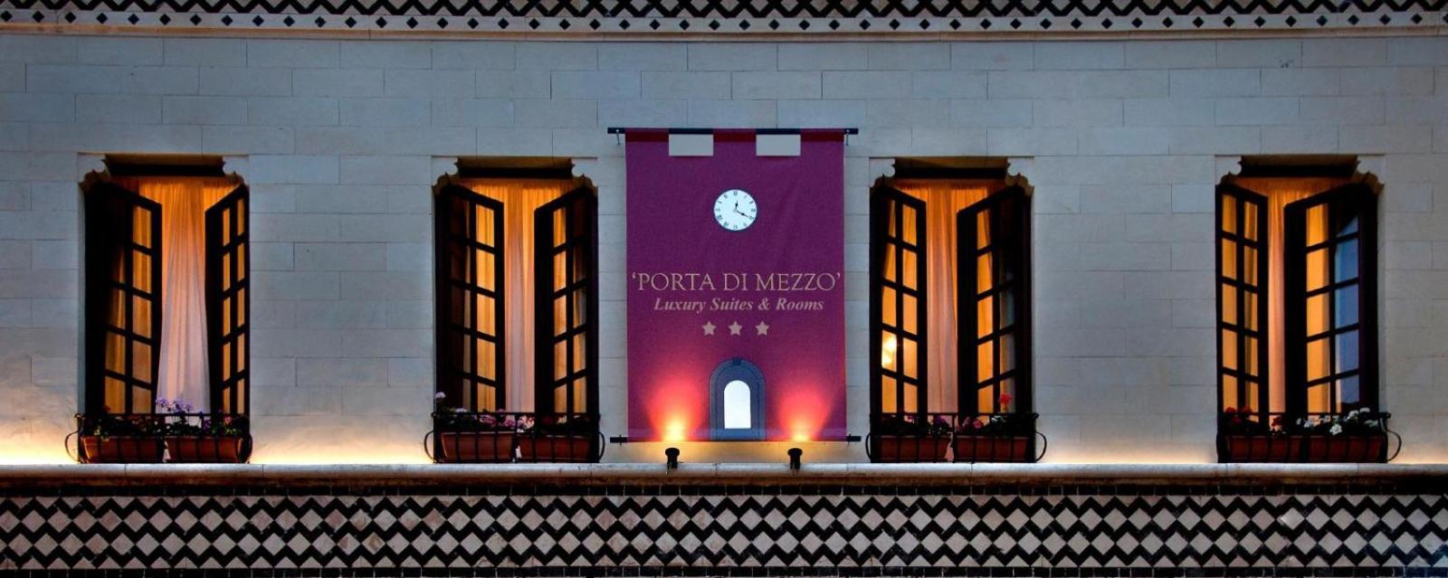 Porta Di Mezzo Luxury Suites & Rooms Taormina Exterior foto