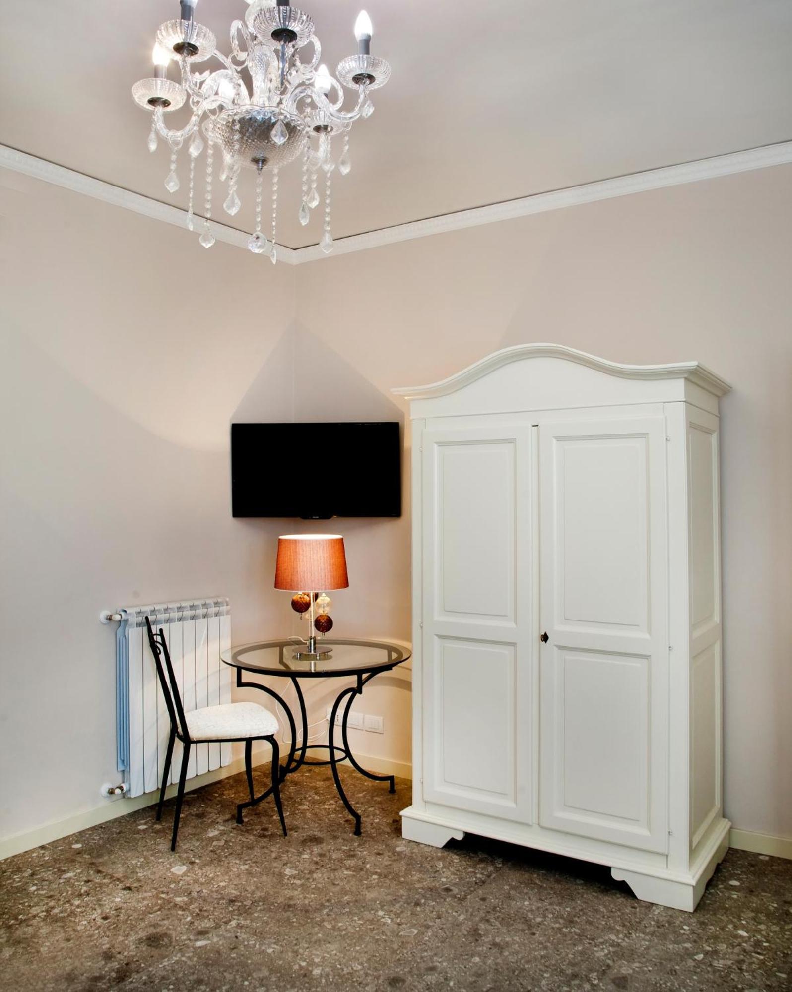 Porta Di Mezzo Luxury Suites & Rooms Taormina Habitación foto