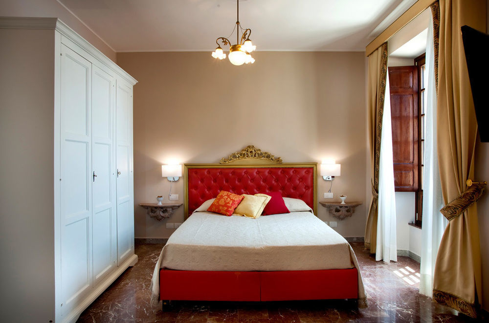 Porta Di Mezzo Luxury Suites & Rooms Taormina Exterior foto