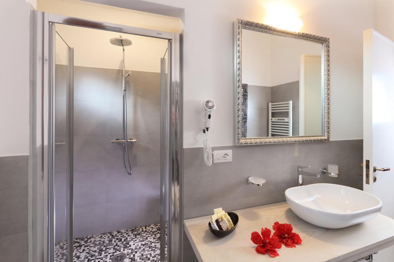 Porta Di Mezzo Luxury Suites & Rooms Taormina Exterior foto