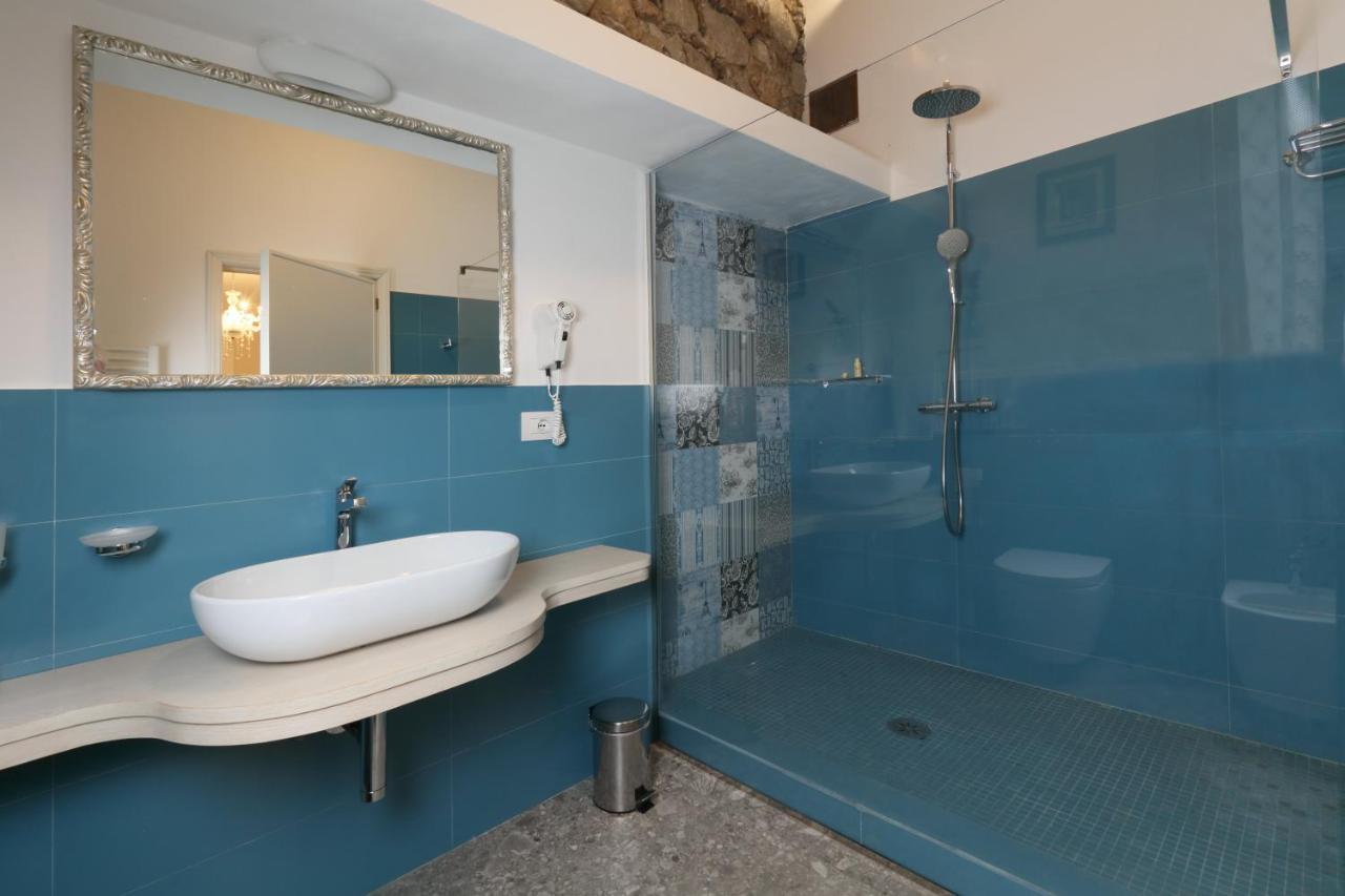 Porta Di Mezzo Luxury Suites & Rooms Taormina Exterior foto
